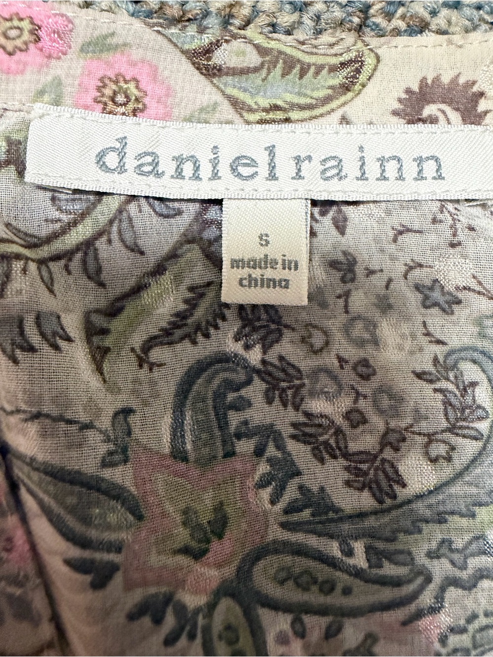 Daniel Rainn Pastel Paisley Crochet Lace V-Neck Peasant Blouse Small - Picture 5 of 6